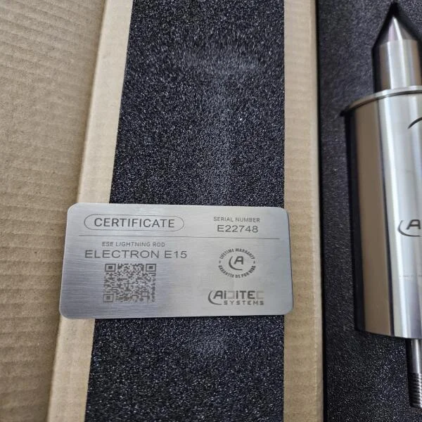 Kim-Thu-set-Electron-E15_Tan-Tien